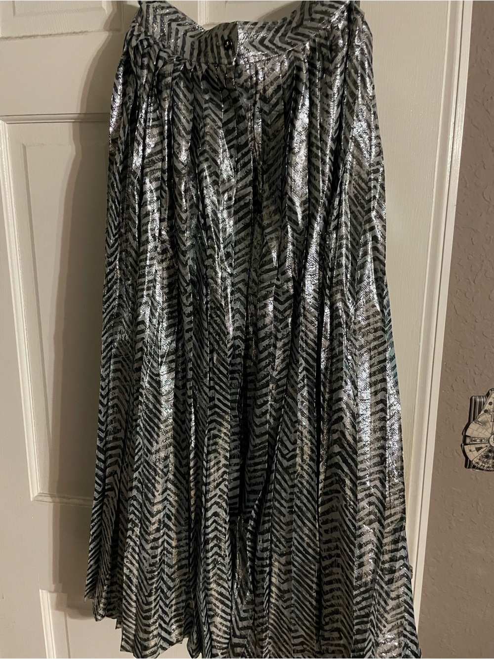 Oleg Cassini Silver and Black Chevron Circle Skirt